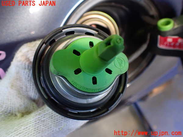 2UPJ-9234931690]BMW Z4 ロードスター(BT30)(E85)フューエルリッド 中古_3