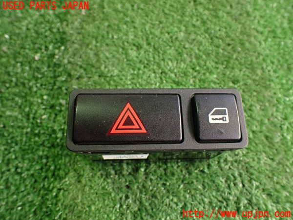 2UPJ-9234936290]BMW Z4 ロードスター(BT30)(E85)ハザードスイッチ 中古_1