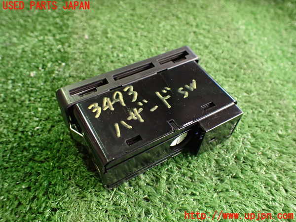 2UPJ-9234936290]BMW Z4 ロードスター(BT30)(E85)ハザードスイッチ 中古_2