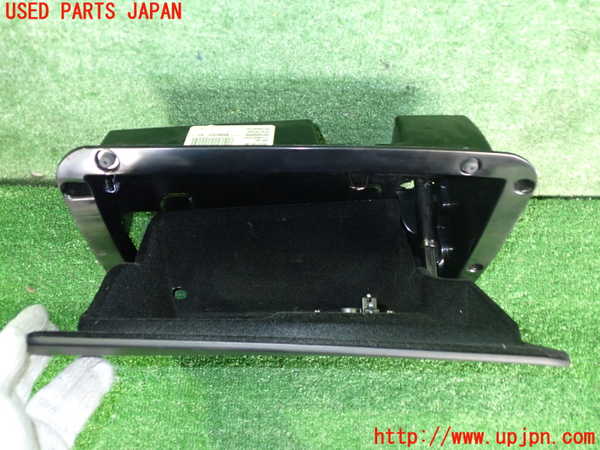 2UPJ-9234937516]BMW Z4 ロードスター(BT30)(E85)グローブボックス1 中古_2