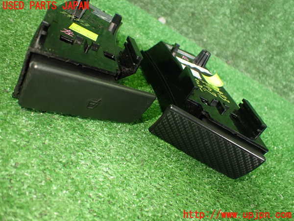 2UPJ-9234937810]BMW Z4 ロードスター(BT30)(E85)ドリンクホルダー 中古_4