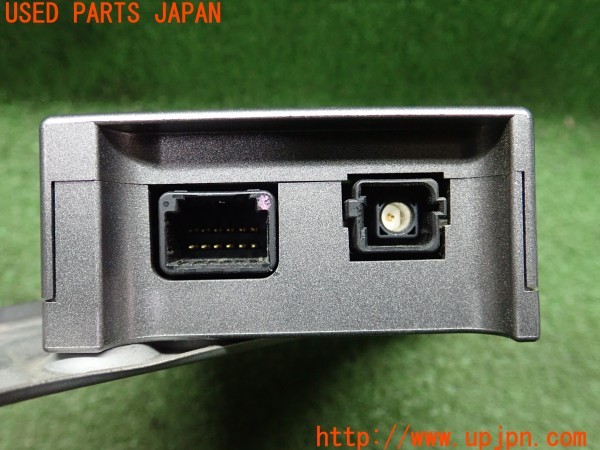 3UPJ=9234940503]アルファードハイブリッド(ATH10W)純正ビルトイン 86980-28020 ETC車載器 中古_4