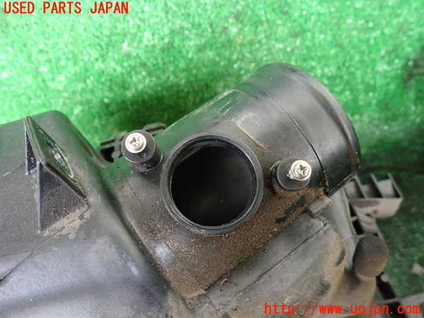 1UPJ-9234942560]アルファードハイブリッド(ATH10W)エアクリーナーボックス 中古_2