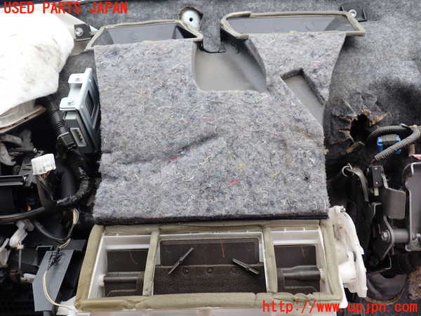 1UPJ-9234946081]アルファードハイブリッド(ATH10W)エバポレーター1 中古_2