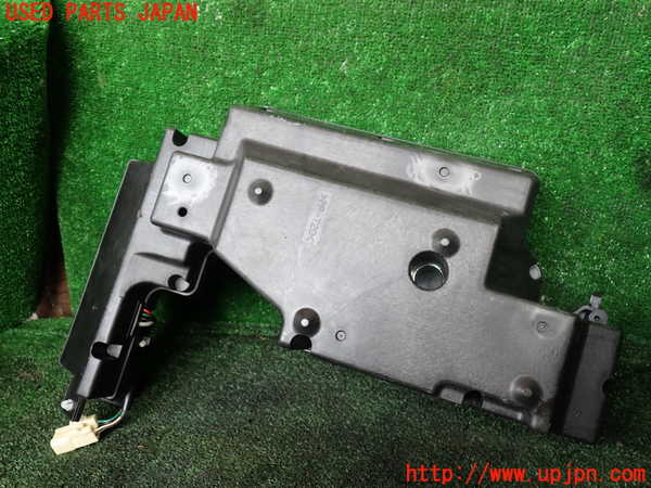 1UPJ-9234946530]アルファードハイブリッド(ATH10W)ウーハー 中古_3