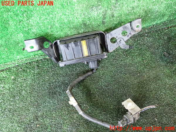 1UPJ-9234946382]アルファードハイブリッド(ATH10W)センサー2 中古_3