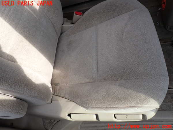 1UPJ-9234947145]アルファードハイブリッド(ATH10W)右2列目シート 中古_3