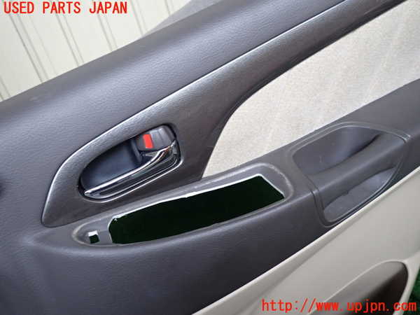 1UPJ-9234941234]アルファードハイブリッド(ATH10W)右前ドア内張り 中古_2