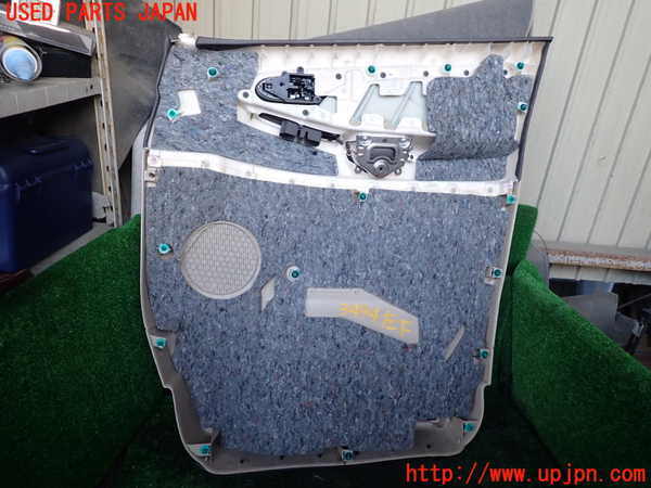 1UPJ-9234941264]アルファードハイブリッド(ATH10W)左前ドア内張り 中古_4