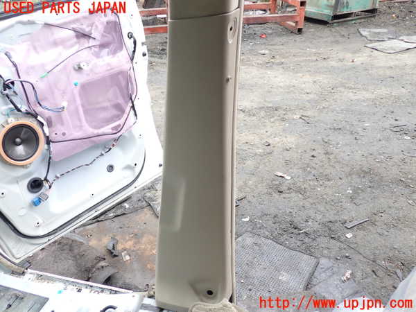 1UPJ-9234947665]アルファードハイブリッド(ATH10W)右センターピラートリム 中古_3