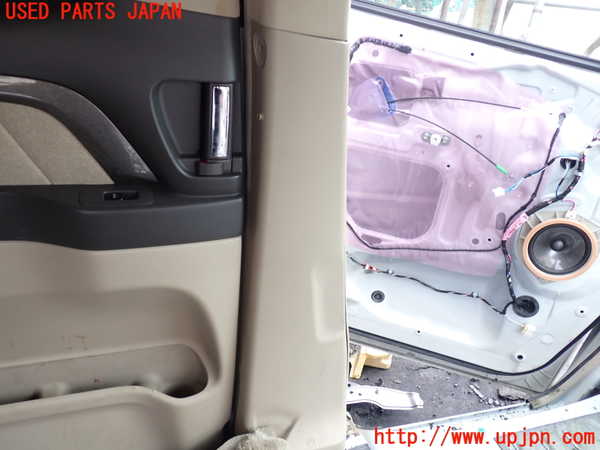 1UPJ-9234947670]アルファードハイブリッド(ATH10W)左センターピラートリム 中古_3