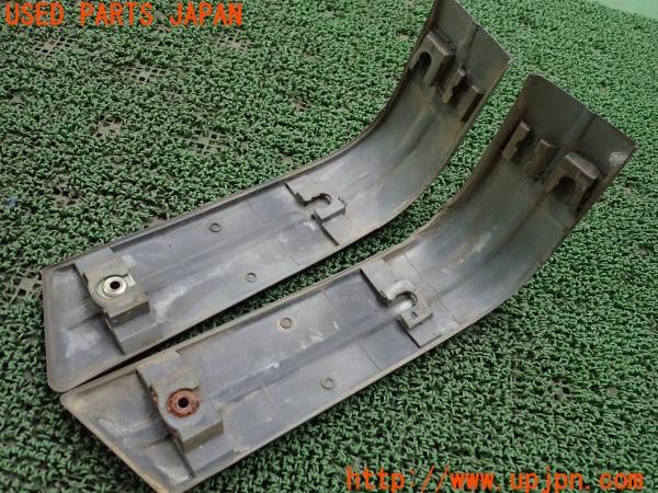 3UPJ=9234950012]セドリック ワゴン GL(WY30)純正 リアバンパーコーナーパネル サイドパネル 中古_5