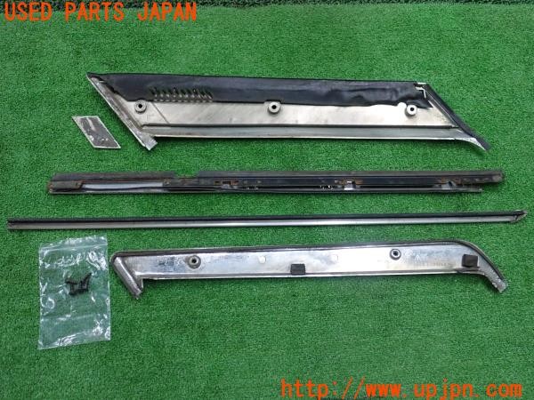 3UPJ=9234950020]セドリック ワゴン GL(WY30)純正 左クォーターガラスモール パネル 中古_5