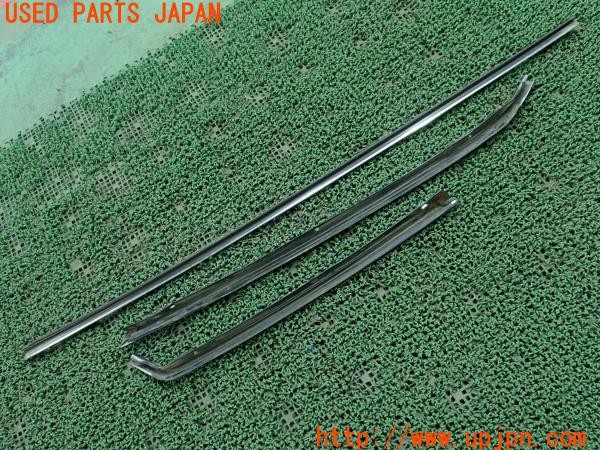 3UPJ=9234950021]セドリック ワゴン GL(WY30)純正 左ドアモール メッキ 中古_5