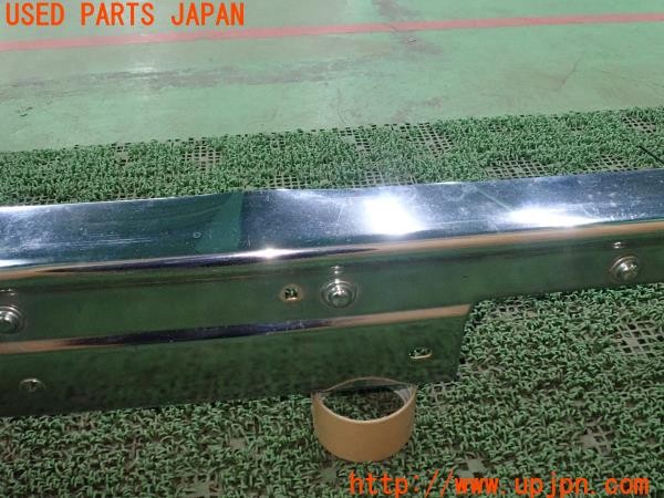 3UPJ=9234950058]セドリック ワゴン GL(WY30)純正 リアバンパー ナンバー灯付き IKI6007 メッキ 中古_3