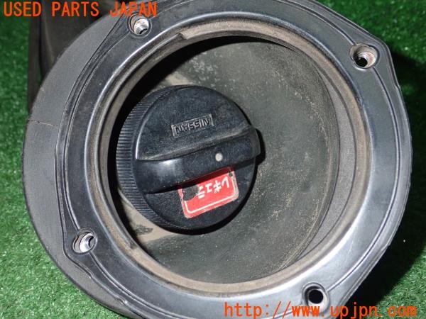 3UPJ=9234950120]セドリック ワゴン GL(WY30)純正 給油口 中古_4