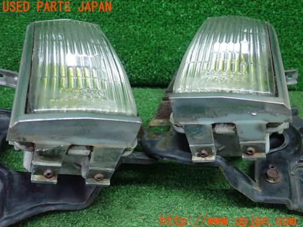 3UPJ=9234950558]セドリック ワゴン GL(WY30)純正 IKI2064 フォグランプ 左右 中古_4