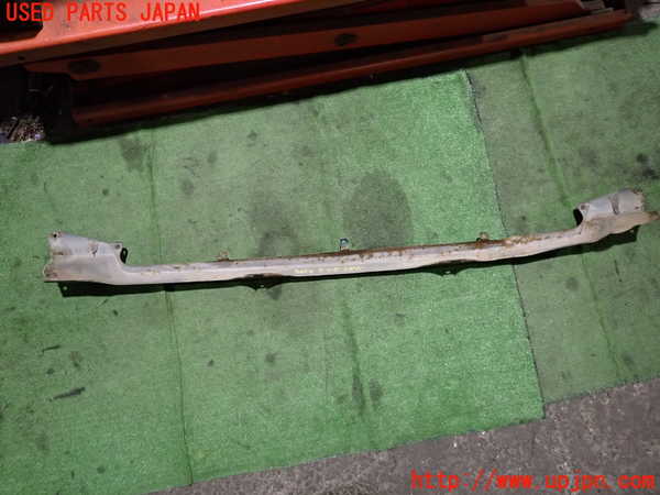 2UPJ-9234951016]セドリック ワゴン(WY30)フロントアンダースポイラー 中古_5