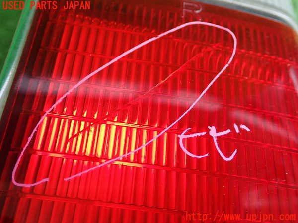 2UPJ-9234951530]セドリック ワゴン(WY30)右テールランプ 中古_4