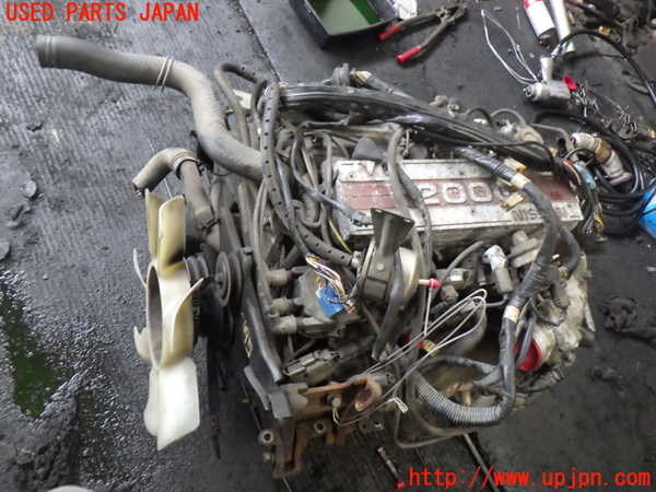 2UPJ-9234952010]セドリック ワゴン(WY30)エンジン VG20E 中古_4