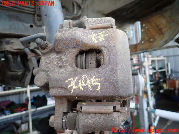 2UPJ-9234954080]セドリック ワゴン(WY30)右フロントキャリパー 中古_1