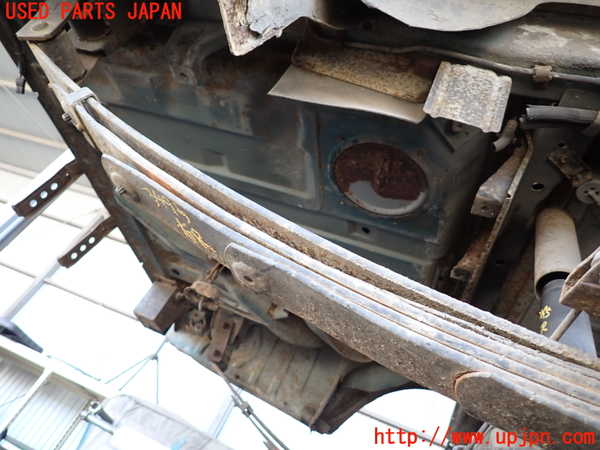 2UPJ-9234955100]セドリック ワゴン(WY30)右リアスプリング 中古_3