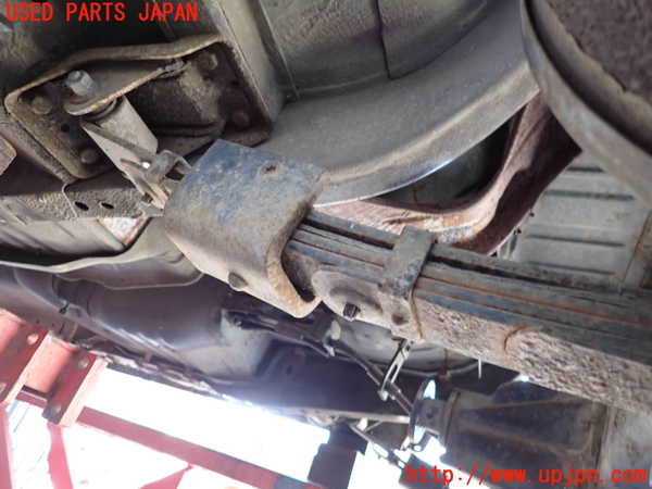 2UPJ-9234955105]セドリック ワゴン(WY30)左リアスプリング 中古_2