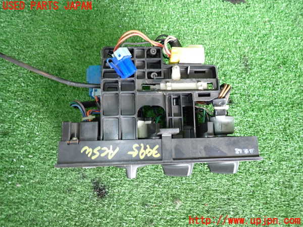 2UPJ-9234956066]セドリック ワゴン(WY30)エアコンスイッチ1 中古_2