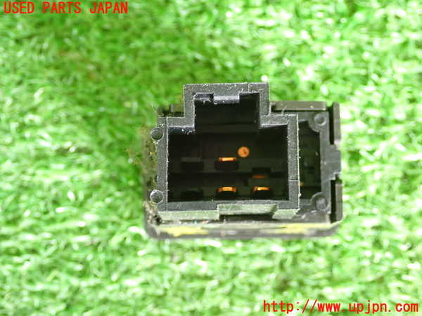 2UPJ-9234956306]セドリック ワゴン(WY30)スイッチ1 中古_3