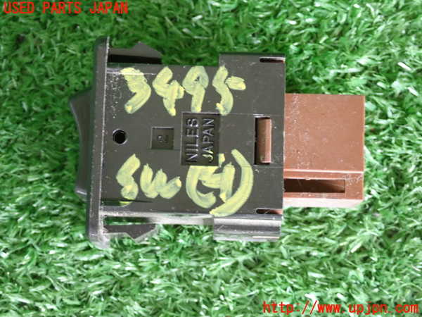 2UPJ-9234956309]セドリック ワゴン(WY30)スイッチ4 (リアワイパー) 中古_2