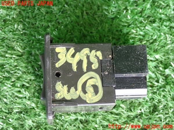 2UPJ-9234956310]セドリック ワゴン(WY30)スイッチ5 (アンテナ) 中古_2