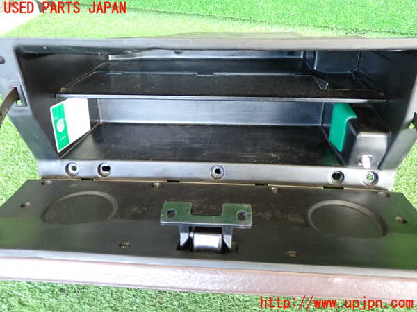 2UPJ-9234957516]セドリック ワゴン(WY30)グローブボックス1 中古_5