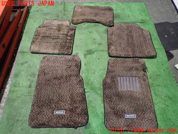 2UPJ-9234957800]セドリック ワゴン(WY30)フロアマット 中古_1