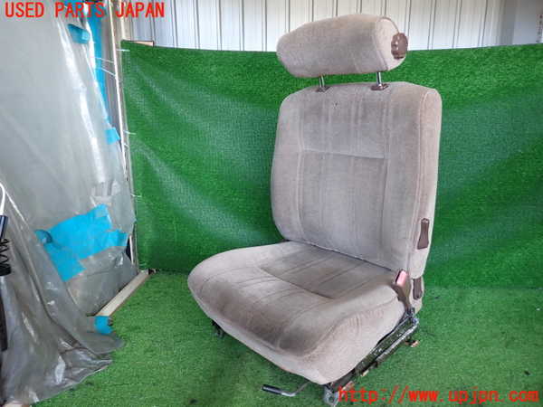 2UPJ-9234957035]セドリック ワゴン(WY30)運転席シート 中古_1