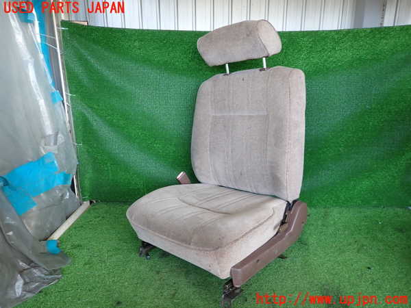 2UPJ-9234957065]セドリック ワゴン(WY30)助手席シート 中古_1