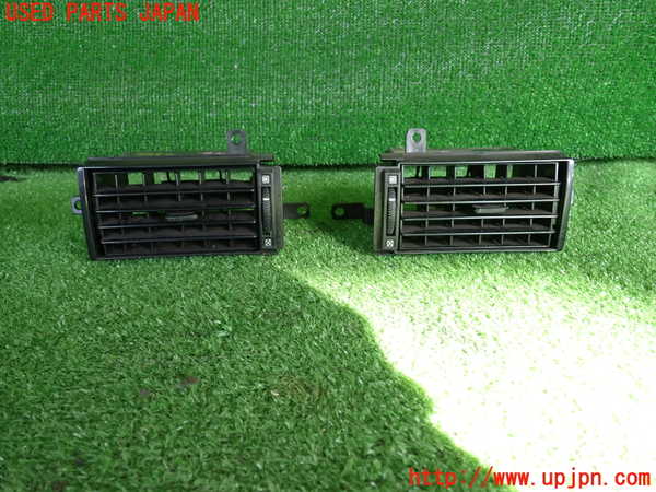 2UPJ-9234957528]セドリック ワゴン(WY30)エアコン吹き出し口3 (真中) 中古_1