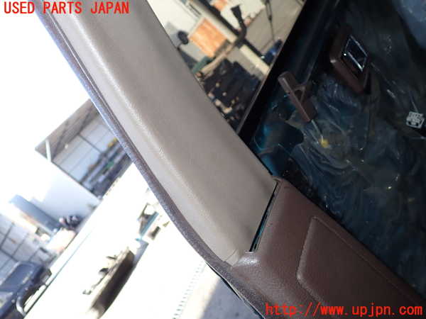 2UPJ-9234957665]セドリック ワゴン(WY30)右センターピラートリム 中古_3