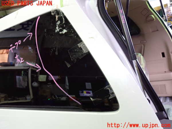 1UPJ-9234961382]アルファード(GGH20W)左クォーターガラス 中古_2
