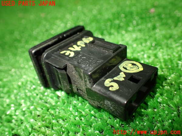 1UPJ-9234966313]アルファード(GGH20W)スイッチ8 中古_2