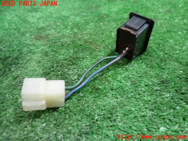 1UPJ-9234996307]サバンナ RX-7 FB3S 後期(SA22C)スイッチ2(給油口オープナー) 中古_2