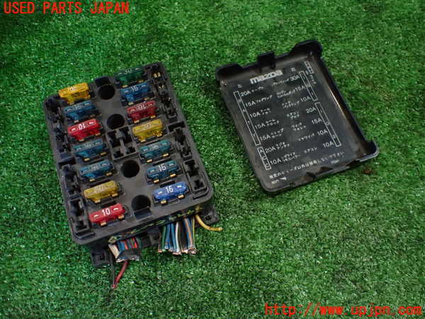 1UPJ-9234996741]サバンナ RX-7 FB3S 後期(SA22C)ヒューズボックス1 中古_2