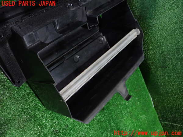 1UPJ-9234997516]サバンナ RX-7 FB3S 後期(SA22C)グローブボックス1 中古_4
