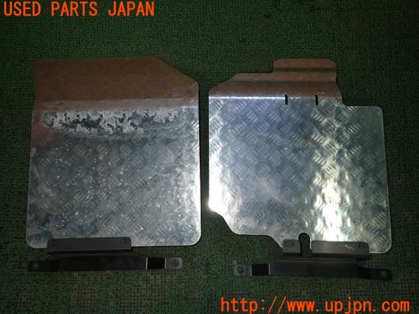 3UPJ=9235000629]スイフト XGエアロ(ZC71S 4型)LAILE Beatrush レイル ビートラッシュ フロアパネル 運転席 助手席 中古_4