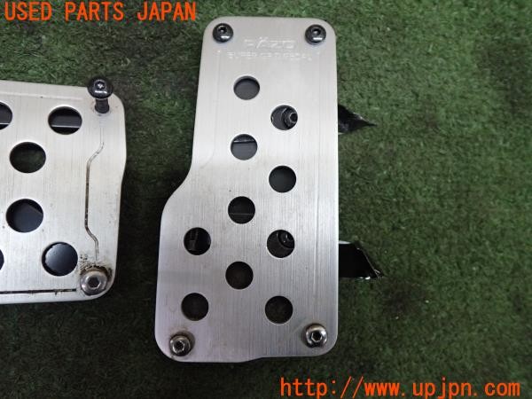 3UPJ=9235000630]スイフト XGエアロ(ZC71S 4型)RAZO レッツｫ SUPER GRIP PEDAL ペダルカバー アクセル ブレーキ AT 中古_2