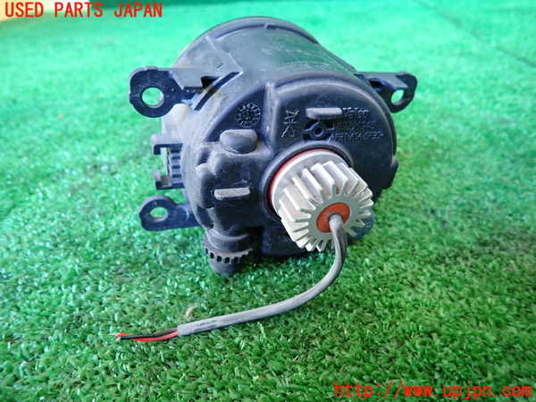 1UPJ-9235001180]スイフト(ZC71S)右フォグ 中古_2