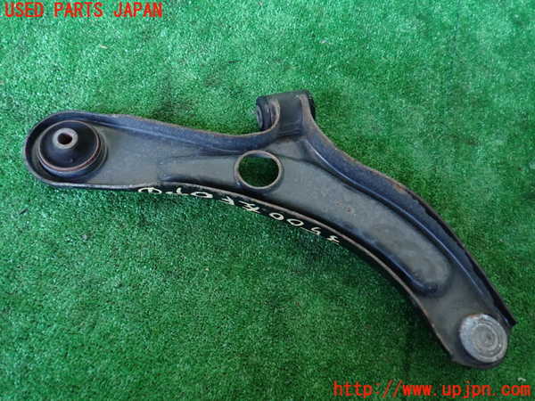 1UPJ-9235005186]スイフト(ZC71S)左フロントロアアーム1 中古_2