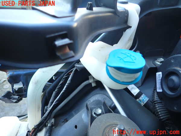 1UPJ-9235006791]スイフト(ZC71S)ウォッシャータンク1 中古_2