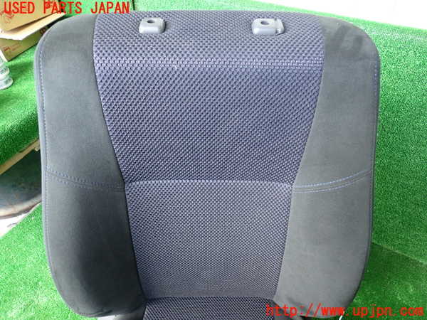 1UPJ-9235007035]スイフト(ZC71S)運転席シート 中古_3