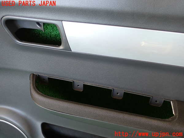 1UPJ-9235001234]スイフト(ZC71S)右前ドア内張り 中古_2