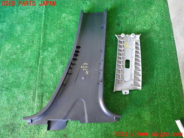 1UPJ-9235007670]スイフト(ZC71S)左センターピラートリム 中古_2